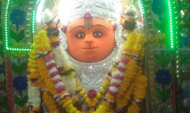 हनुमानजी! कोरोना के कारण छूटी मेरे पापा की नौकरी वापस दिलवा दो