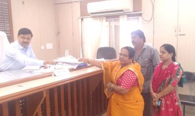 भाजपा में बगावत: रेखा मीणा ने भरा फॉर्म, कहा- हमारे साथ विश्वासघात हुआ, अपने दम पर जीतकर दिखा देंगे