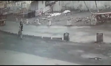 LIVE VIDEO: चीलर नदी में महिला ने लगाई छलांग, टीआई ने बचा ली जान