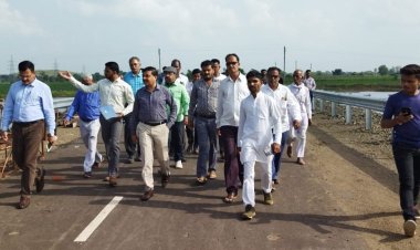 ढाक के तीन पात: अधिकारियों पर भडक़े कलेक्टर, बोले-आप लोग कोई काम भी करते हो या नहीं