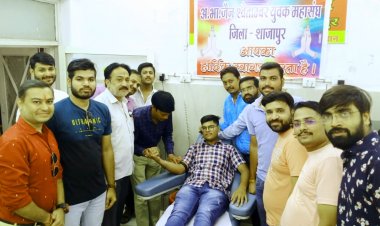 पहली बार रक्तदान कर ऋषभ ने कहा-जरूरतमंद की मदद से बड़ा कोई पुण्य नहीं