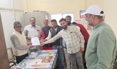 शाजापुर के व्यापारियों की सोयाबीन से भारी गाड़ियों में ड्राइवर और अन्य के द्वारा सोयाबीन चोरी