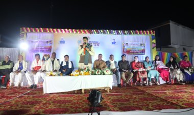 भारत पर्व पर लोक गायन तथा कथक नृत्य की प्रस्तुति