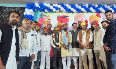 श्री राष्ट्रीय राजपूत करणी सेना के जिला अध्यक्ष धर्मेन्द्र सिंह के जन्मदिवस बड़े नेताओं की मौजूदगी दिखी